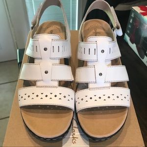 Clark’s Lexi Qwin leather sandals